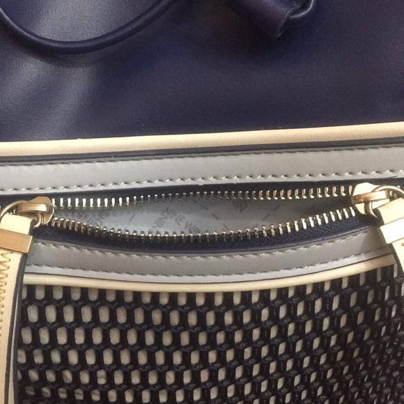 Cute Nine West Bag - Picture 5 of 6